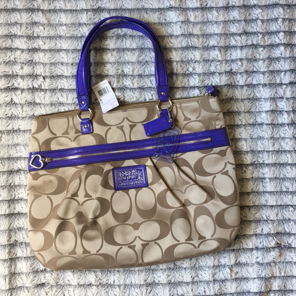 NWT COACH BAG